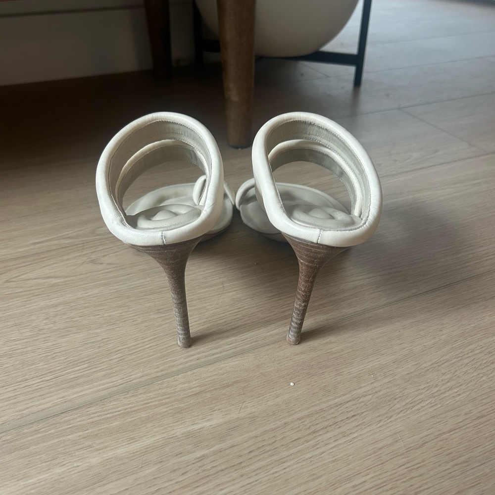 Jacquemus Les Sandales Padded Heels – Beige Cream Leather – Size 40 - Picture 4 of 7